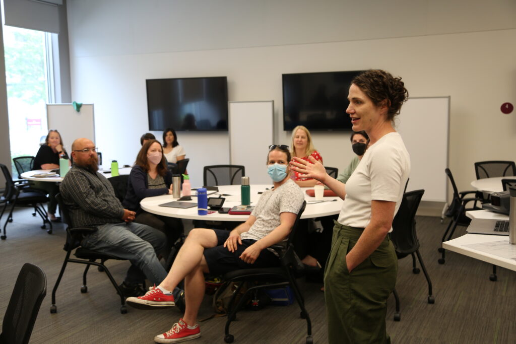 Erin Aspenlieder leads a planning meeting with Educational Developers from the MacPherson Institute.